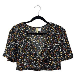 H & M Black Floral Top • 4